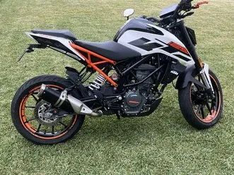 ktm duke 125(cheia de extras) águeda e borralha