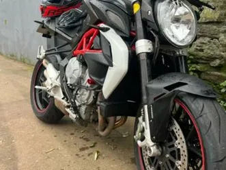 mv agusta - 675 brutale