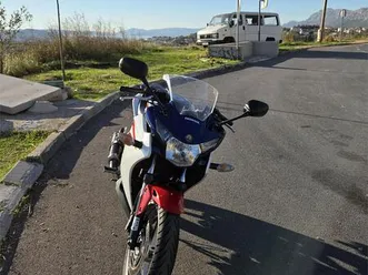 honda cbr 250r a2, 2014 god.