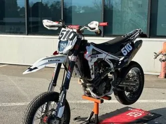 vendo ou troco por mota de enduro rebordosa