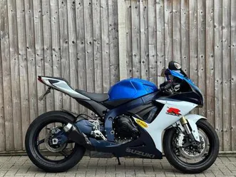 suzuki gsxr 750 l1 2011 (11) super sport + 15,700 miles