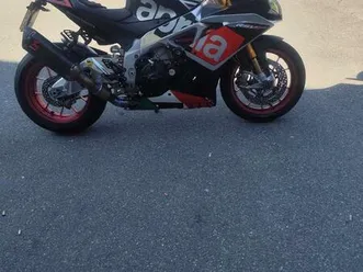aprilia rsv4 rf 2016 mit akrapovic - scheckheftgepflegt