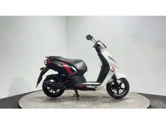 peugeot kisbee tcr 4t 2021 18k running project 50 cc scooter spares or repair