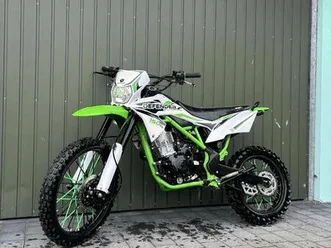 cross defender 150 gózd