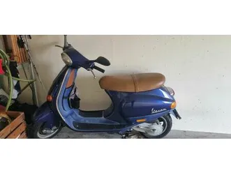 top zustand: blaue vespa et2, 50 ccm,