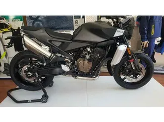 vendo husqvarna svartpilen 801 (2024 - 26) nuova a novara (codice 9475932) - moto.it