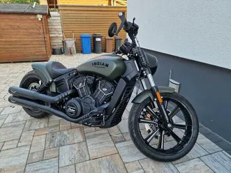 indian scout rogue custom bobber umbau 240er reifen