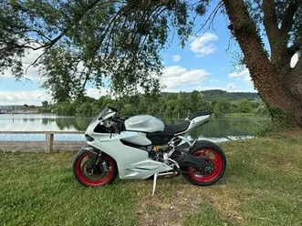 ducati 899 panigale