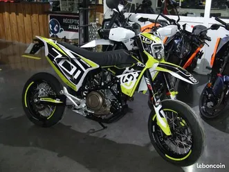 husqvarna 701 supermoto