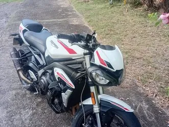 street triple s a2