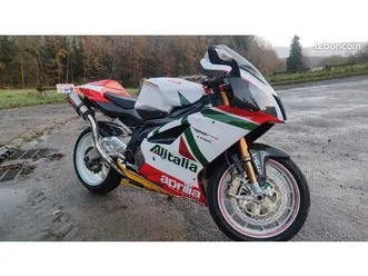aprilia rsv 1000 r