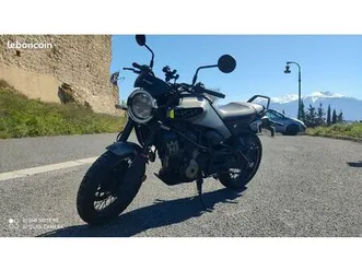 husqvarna svartpilen 401