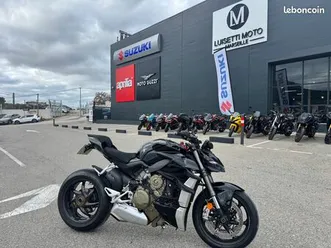 streetfighter v4 7615 km garantie 1an livraison possible dans toutes le france