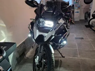 bmw 1200 gs adventure