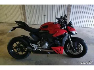 ducati streetfighter v2