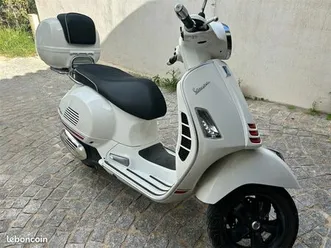 vespa 125 année 2022