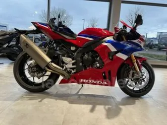 1000 rr fire blade