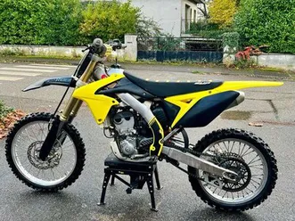 suzuki - rmz 250 - 2010
