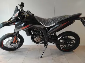 malaguti xsm 125 neufahrzeug 2 jahre herstellergarantie