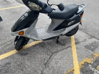 motorino scooter honda sj50 bali