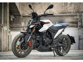 malaguti drakon 125 cc white liquid cooled