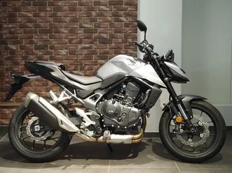 honda cb 750 hornet mod:2025 demobike