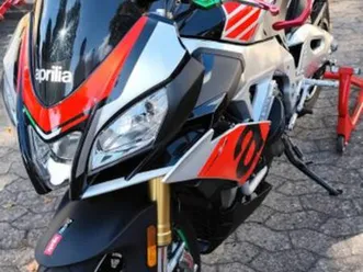 aprilia tuono v4 1100 rr