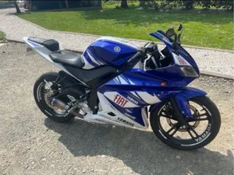 125 yzf r125 rossi