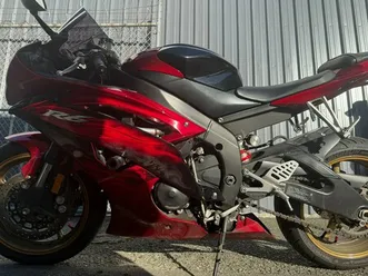 2011 yamaha yzf-r6