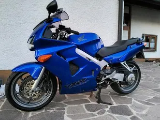honda vfr 800