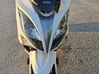 kymco xciting 400i bianco