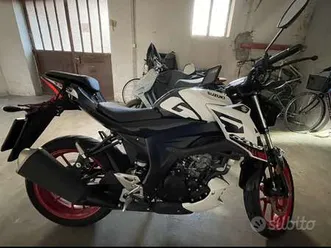 suzuki gs 125 bianco