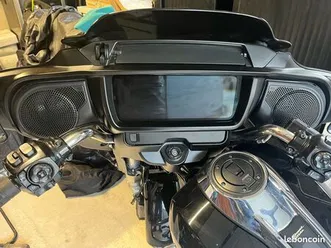 street glide harley 2024