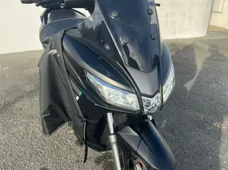 scooter aprilia sxr 50
