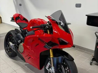 ducati panigale v4 s