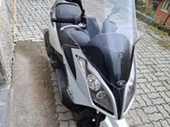 kymco-downtown-200i-2011