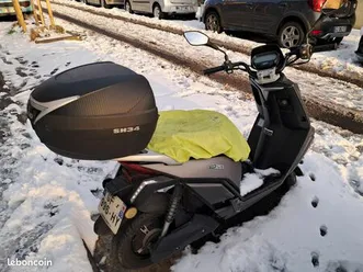 scooter électrique ''pink me'' 50 cc