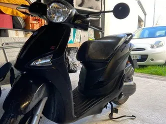 scooter piaggio 50 cc
