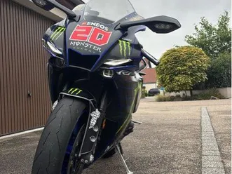 yamaha r1 2021 échange possible