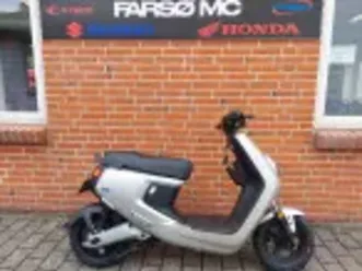 niu mqi+ sport 30km el scooter
