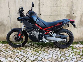 aprilia tuareg