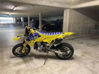 suzuki drz 400 supermoto