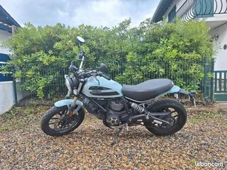 ducati scrambler sixty 2