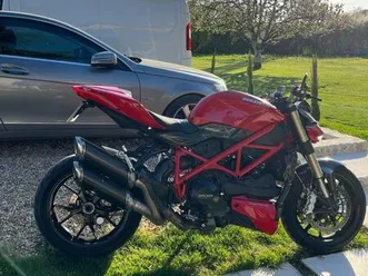 ducati streetfighter 848