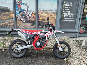 beta 125 rr supermotard 1 ère main, très bon état, avec garantie 12 mois