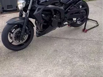 fz6-n en parfait etat