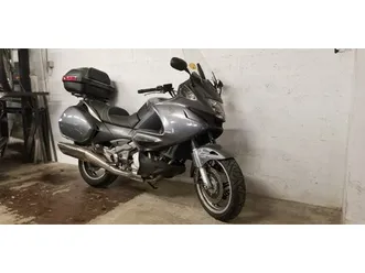 2006 honda deauville abs a vendre