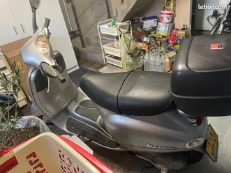 piaggio vespa et4 125 cc