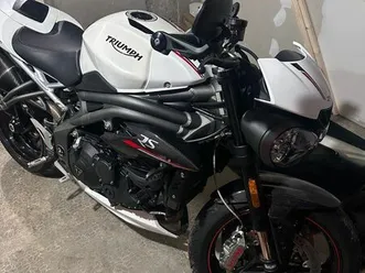 speed triple 1050 rs