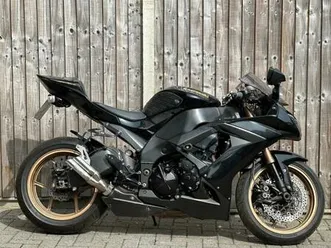 kawasaki ninja zx10r 2010 (10) super sport + 19,000 miles